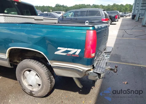 1998 Chevrolet K1500 Fleetside из США, поврежденный, VIN 2GCEK19R5W1261452